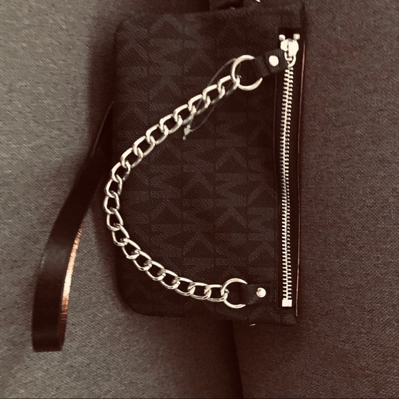 Bags - Picture 3 of 5